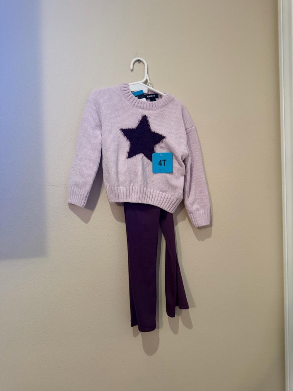 NWT DKNY Lavender 2 Piece Knit Sweater Set with Dark Purple Star and Pants